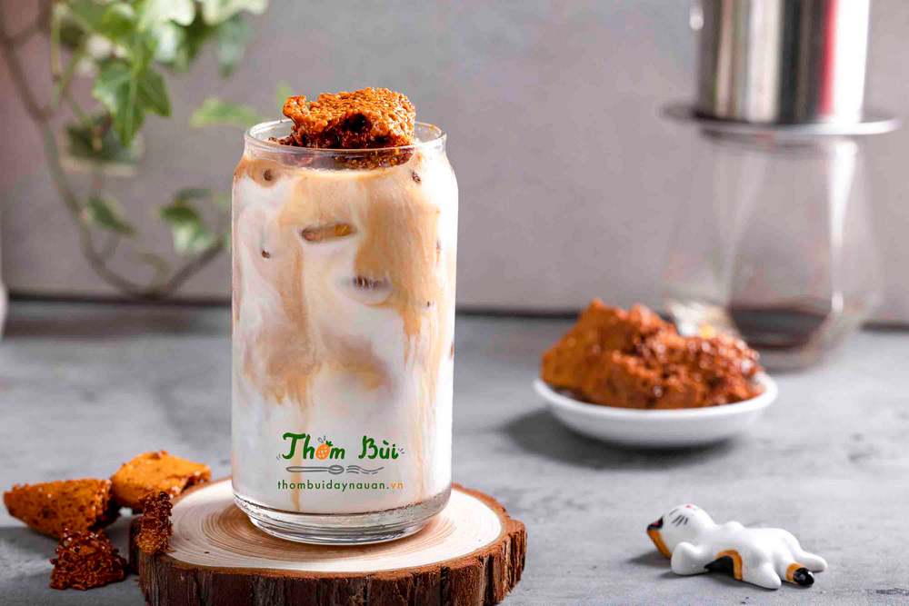 Dalgona Coffee: Sáng Tạo Hương Vị Cà Phê Tại Góc Bếp Của Bạn